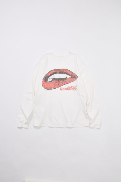 "Lip" リサイクルコットン長袖Tee