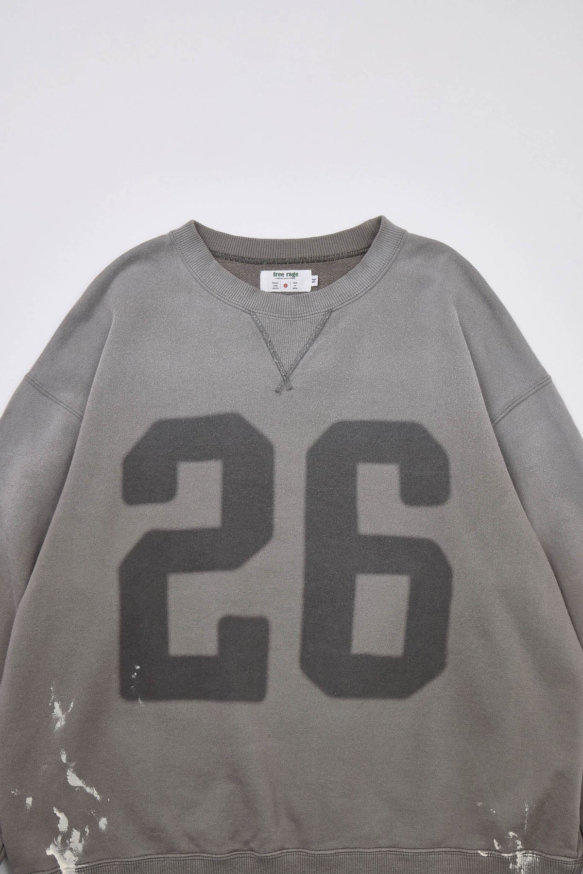 予約商品・"26" ハンドクラフト裏毛クルースウェット