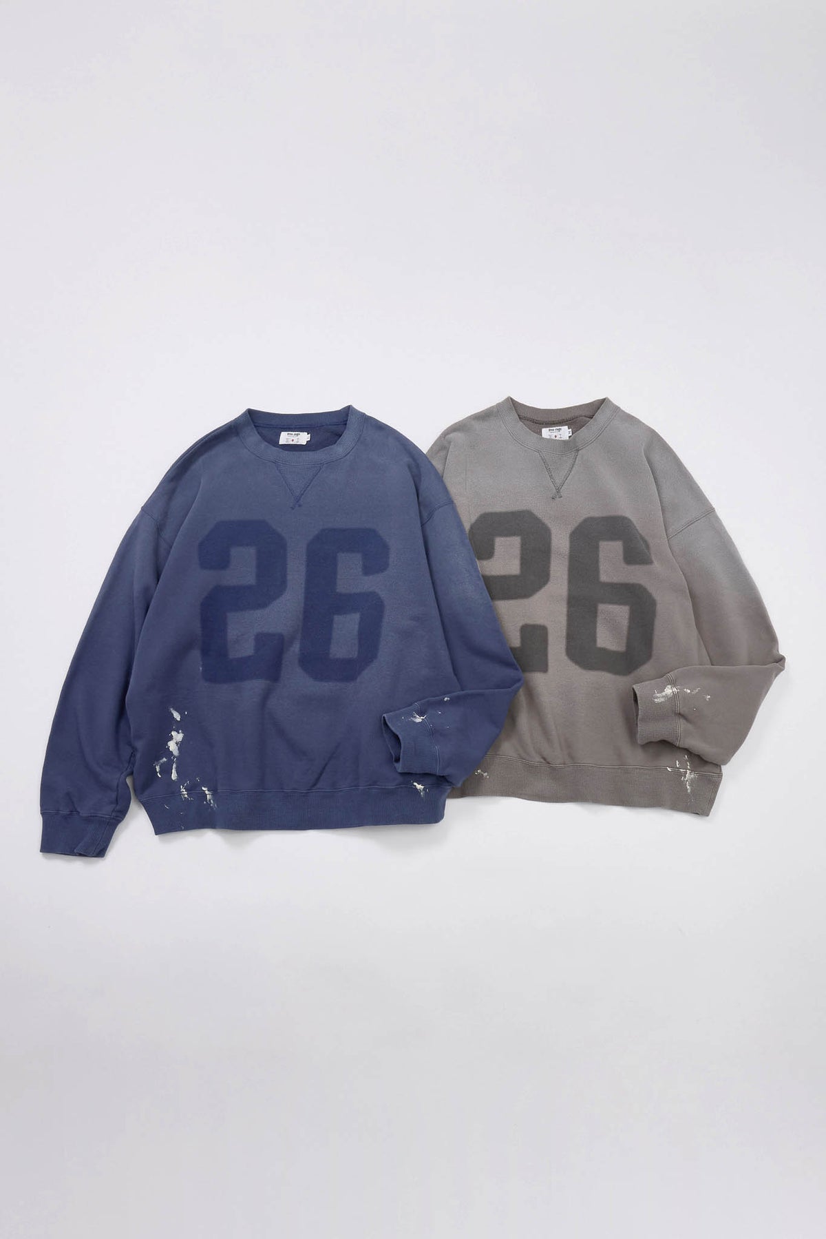 予約商品・"26" ハンドクラフト裏毛クルースウェット