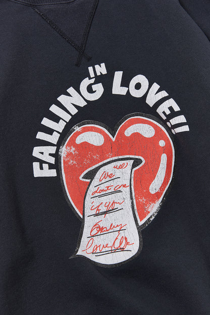 &quot;FALLING IN LOVE&quot; クラシッククルースウェット