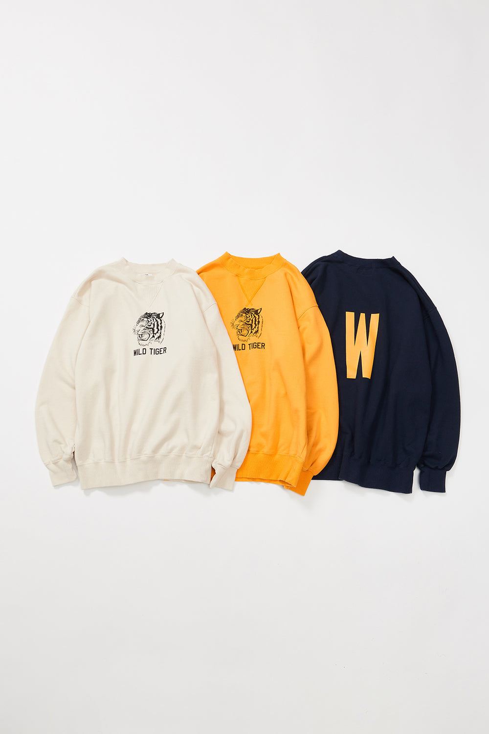 "WILD TIGER" クラシッククルースウェット