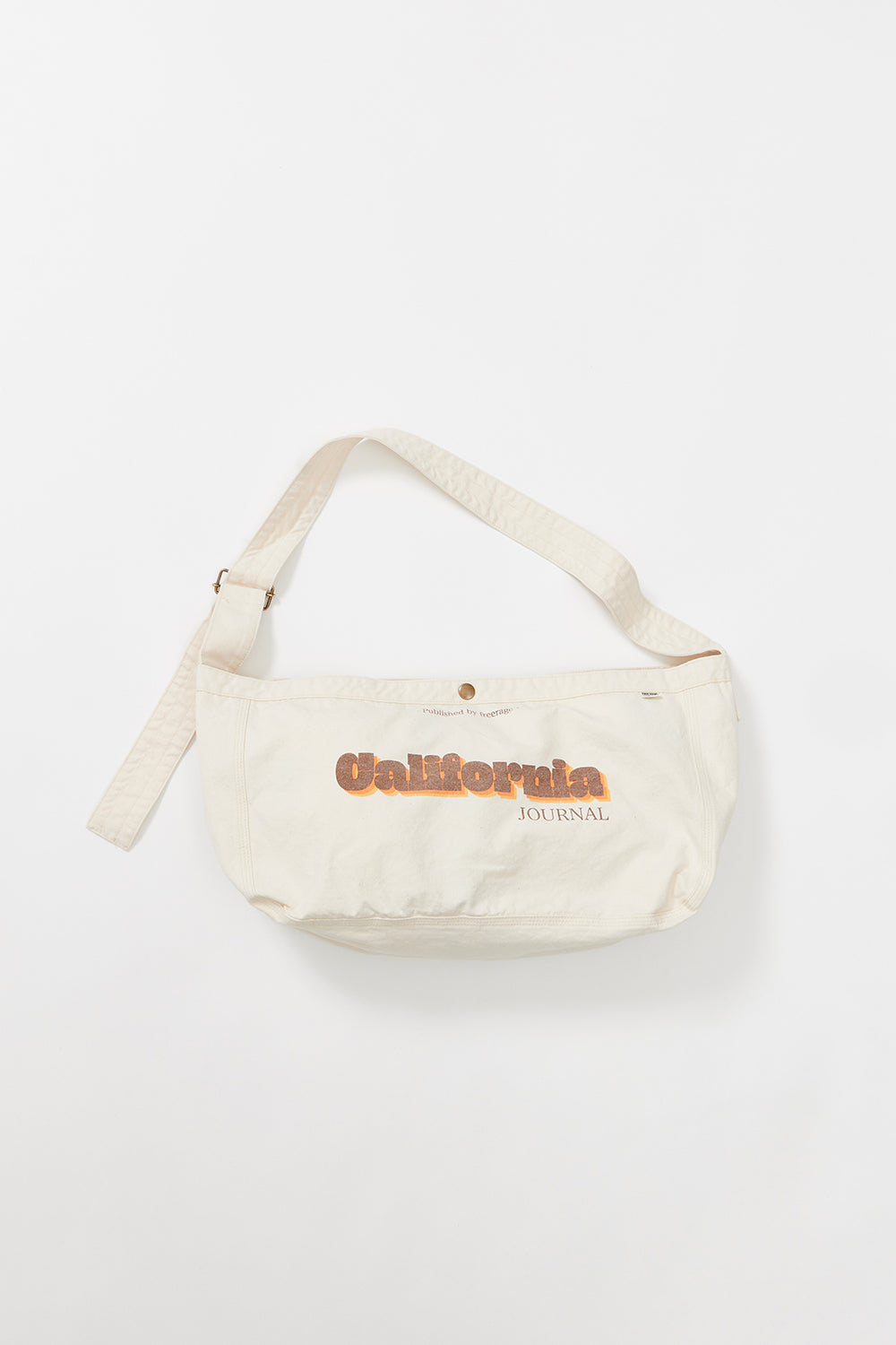 "California" ニュースペーパーバッグ