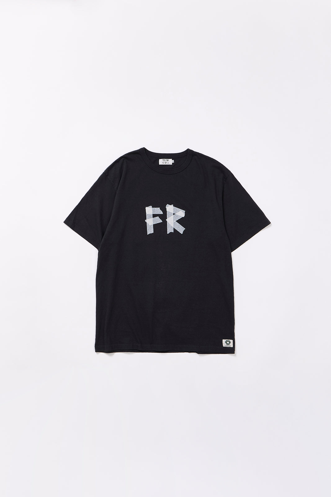 "TAPE PEACE LOGO" リサイクルコットンTee／ALL WE NEED IS PEACE